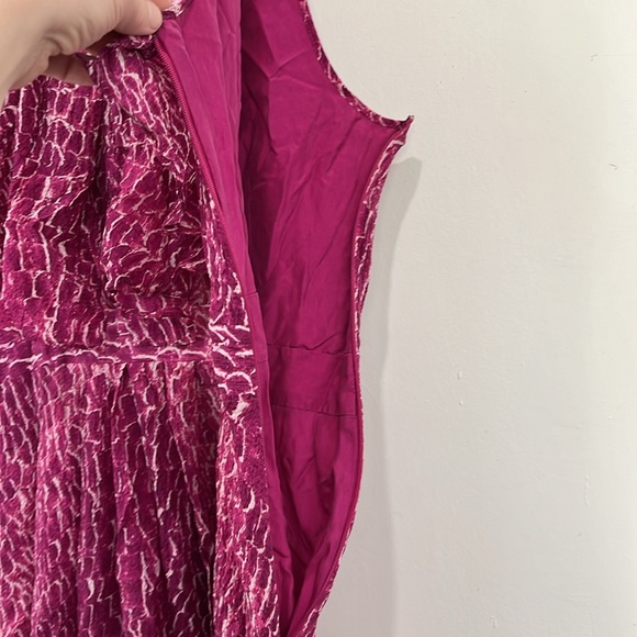 Cynthia Steffe Carey Silk Chiffon Fuchsia Printed Ruffle Lined Dress size 10 - Picture 15 of 15